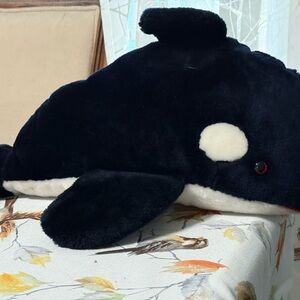 Shamu 21 inch Plush Orca Whale Toy, with Original Tag!!